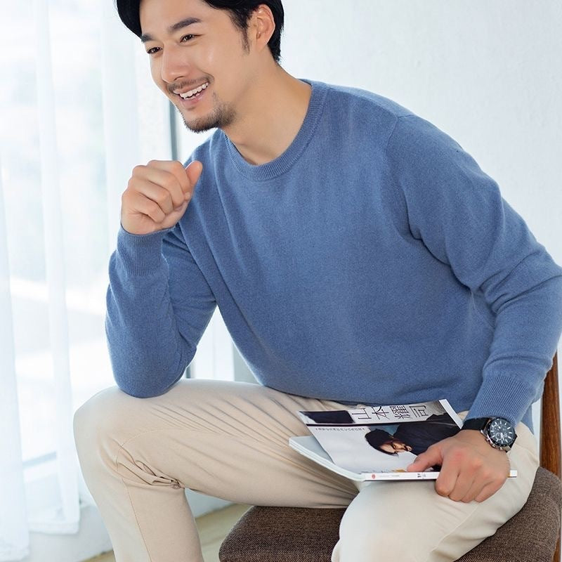 Round neck pure wool padded sweater