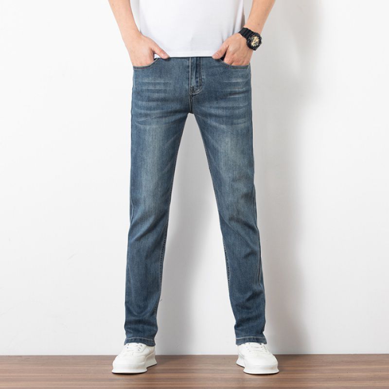 Loose Slim Fit Elastic Jeans